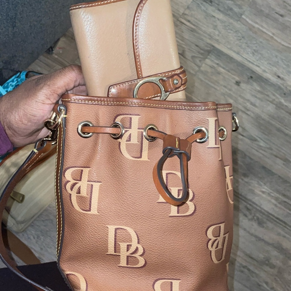 Dooney Bourke Set